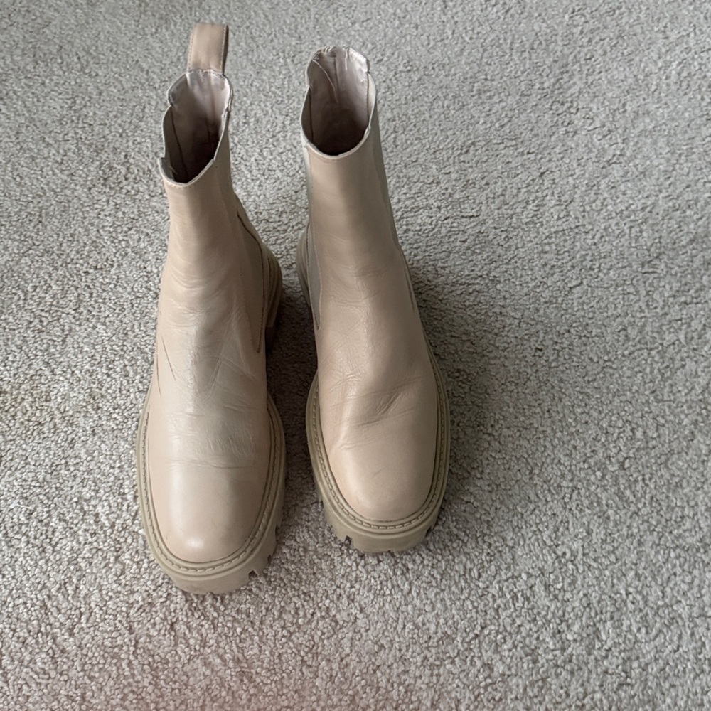 Zara Leather Boots Ecru Ivory Track Soles Chelsea EU36 Chunky Sole Boots - Picture 12 of 14